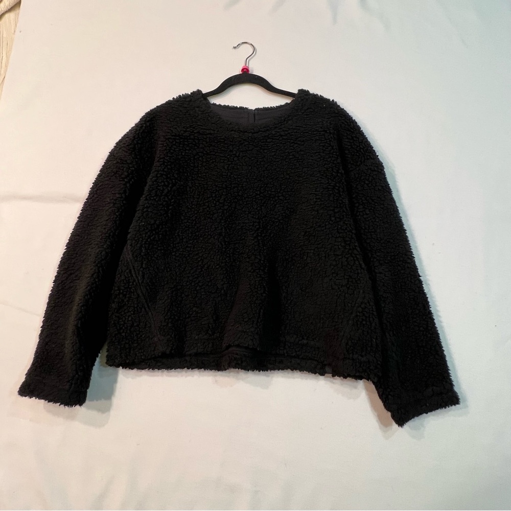 Lululemon Wool Whenever Crew
Black Size 12